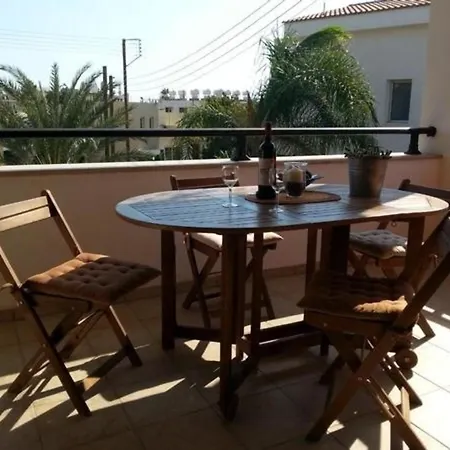 Sehr Schoene Mit Grosser Veranda,pool Garten Апартаменты *