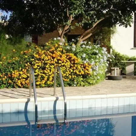 Sehr Schoene Mit Grosser Veranda,pool Garten Apartment *